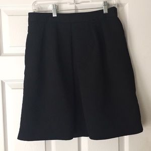 Textured black bubble skirt